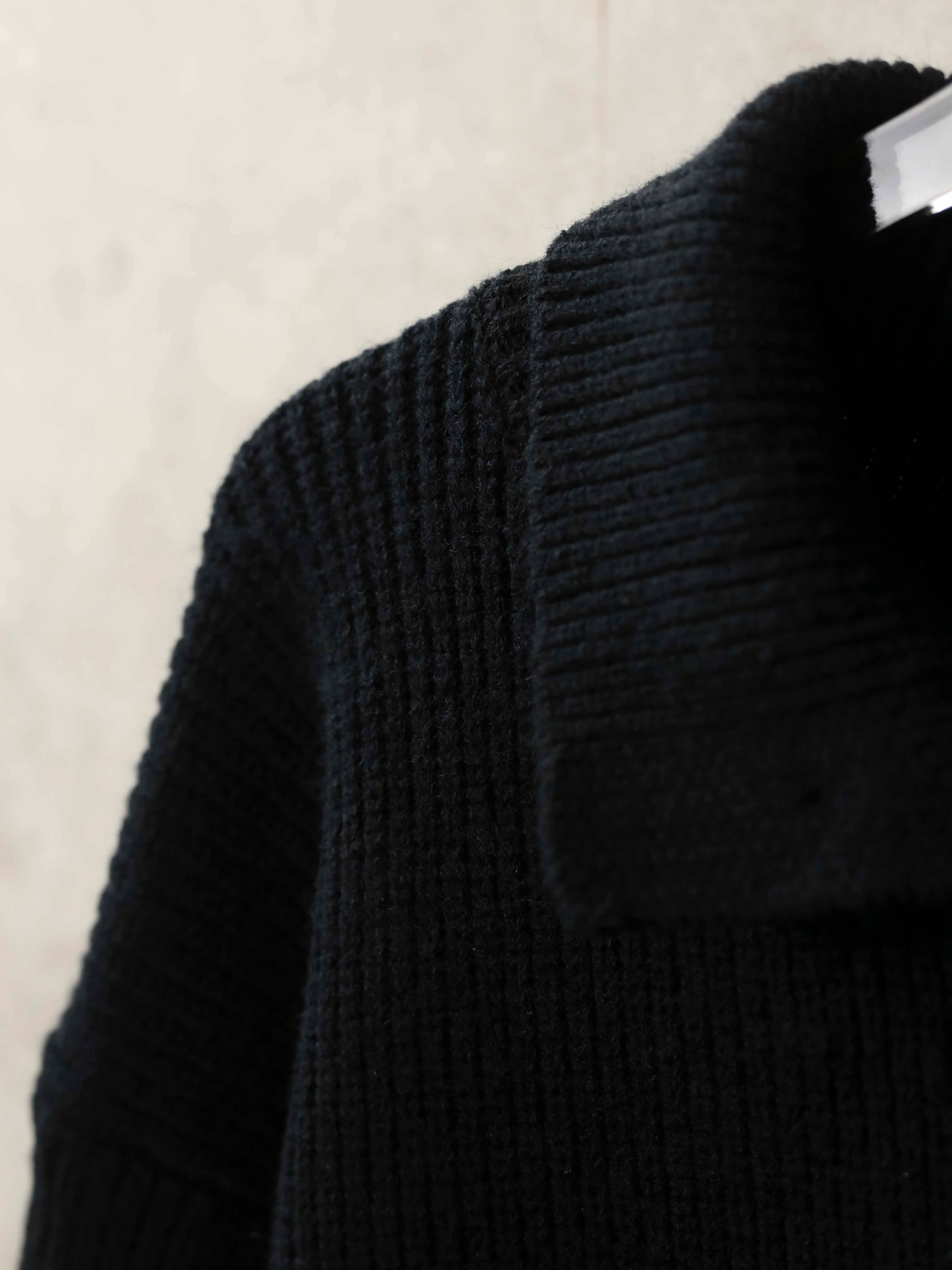 Actual shot of black details # P280
